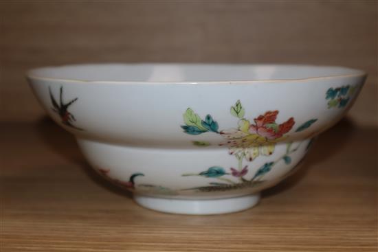 A Chinese bowl decorated with birds and ducks diameter 20.5cm